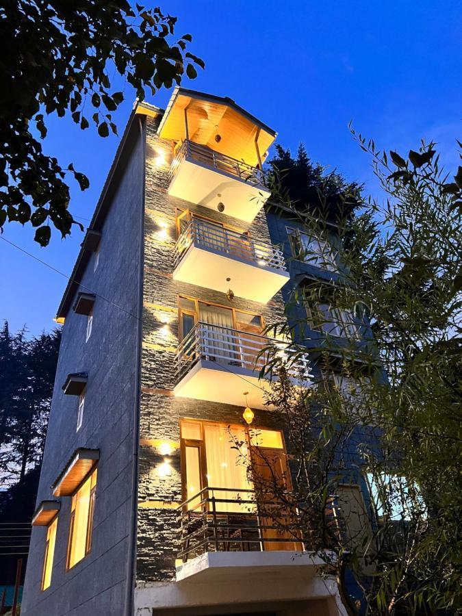 North Deodar Avenue, Manali Exterior photo