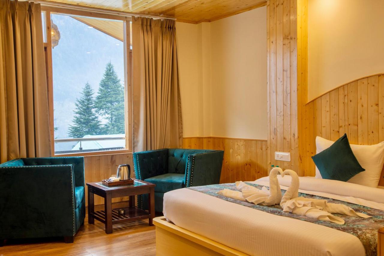 North Deodar Avenue, Manali Exterior photo