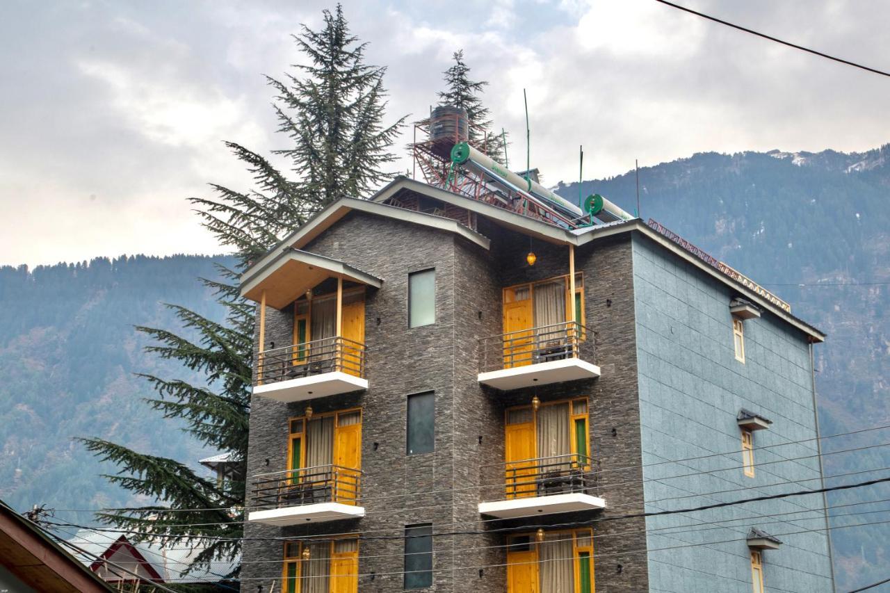 North Deodar Avenue, Manali Exterior photo