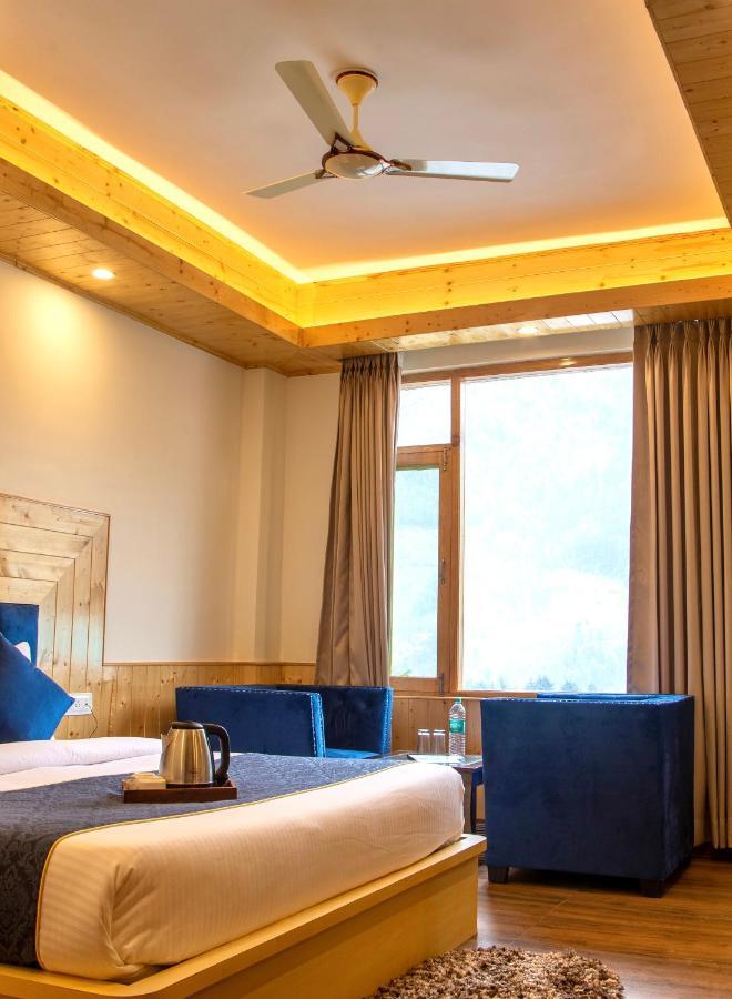 North Deodar Avenue, Manali Exterior photo