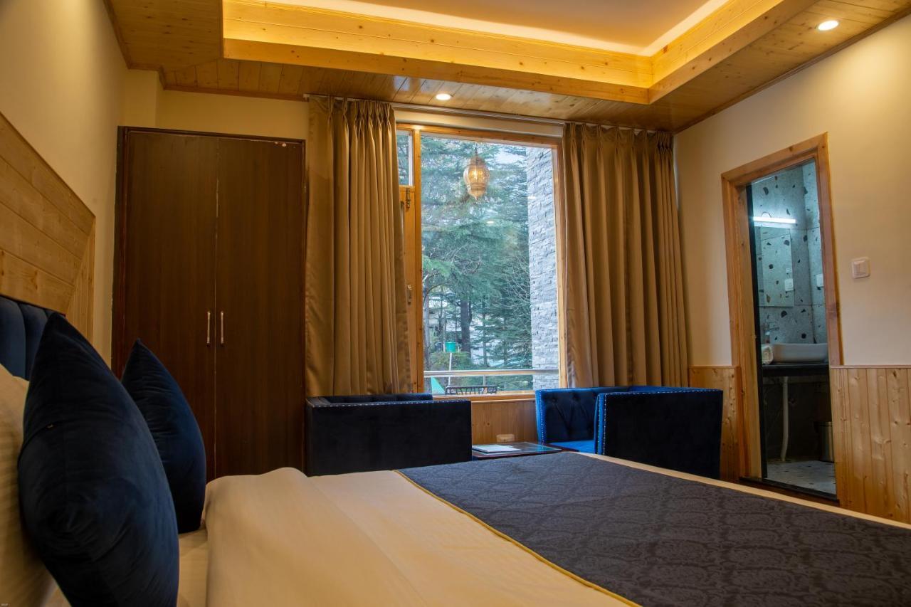North Deodar Avenue, Manali Exterior photo